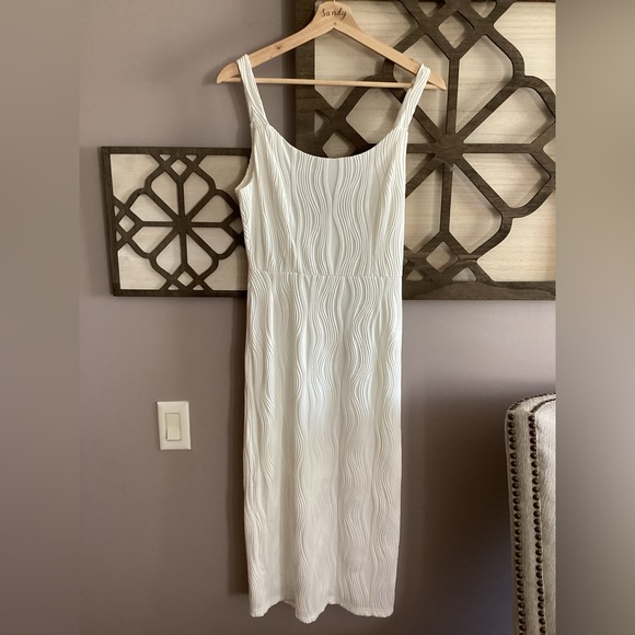 NWOT RIHOAS Textured White Midi Dress - Picture 1 of 4